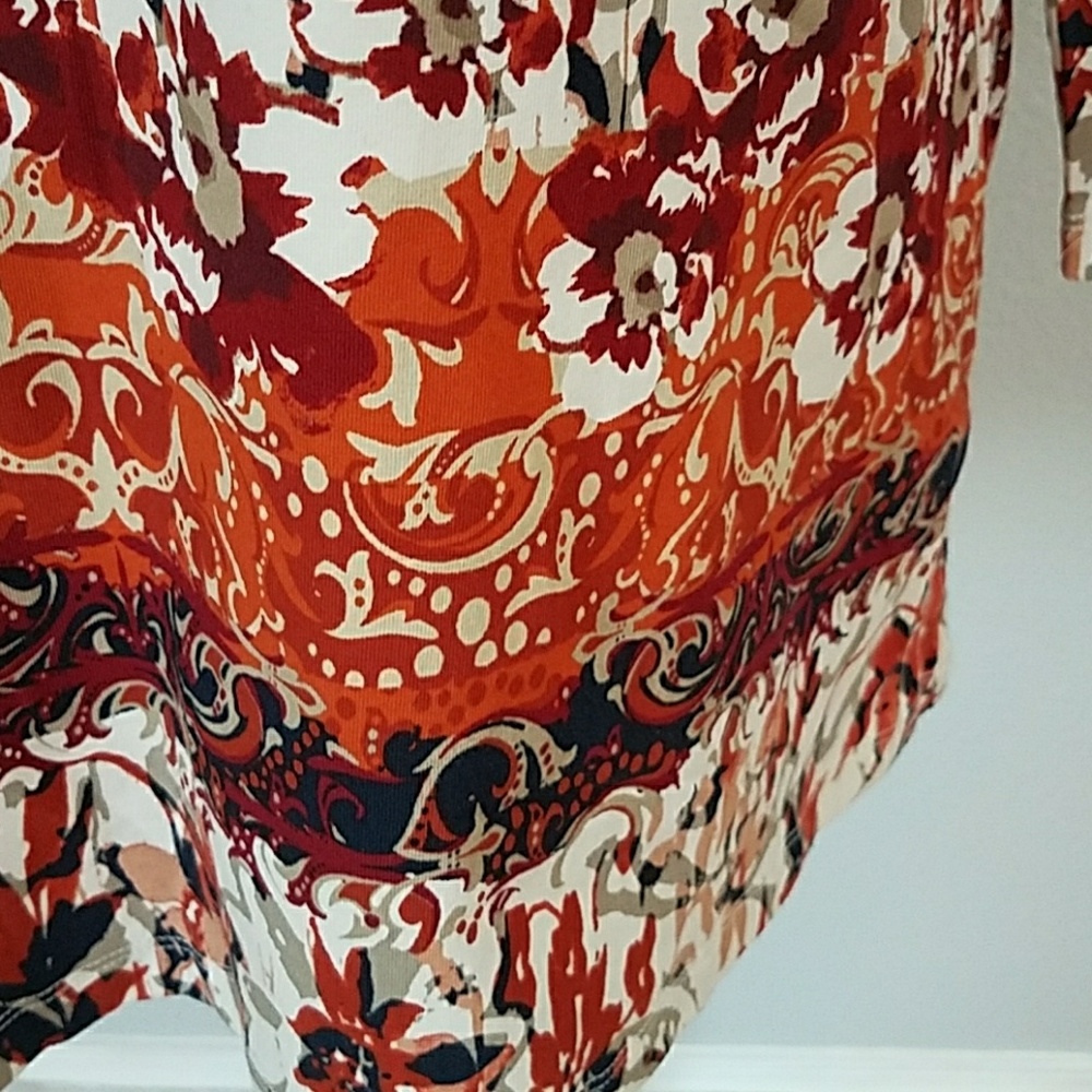 Christopher & Banks top Size XL - Picture 3 of 4